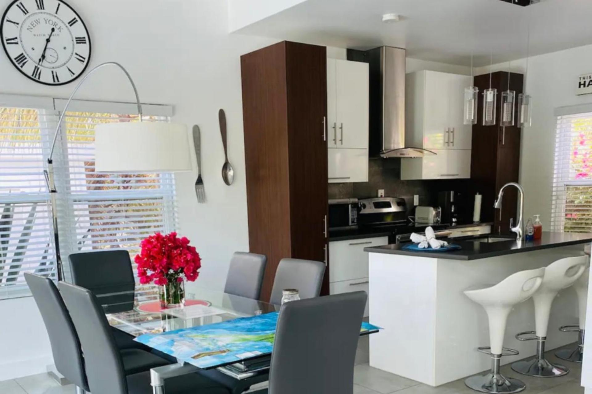 Modern Villas At Grace Bay, Turks And Caicos Islands Long Bay ภายนอก รูปภาพ
